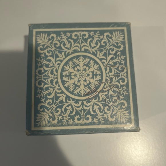 Vintage Avon CRISTAL France Snowflake Paperweight Lead Crystal - Picture 12 of 13